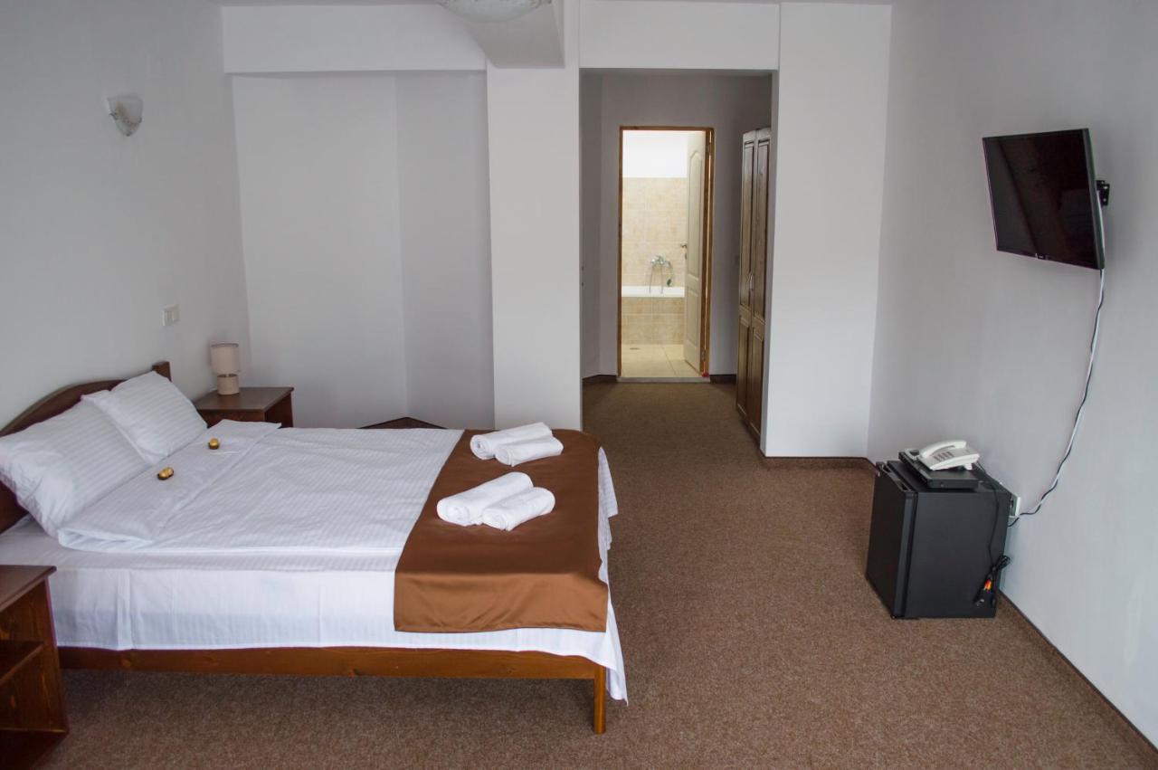 Pensiune Casa Ampeia Alba Iulia Zewnętrze zdjęcie